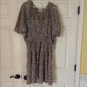 LOFT Black and White Scoop Neck Midi Dress